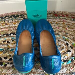 Woman’s Size US 11 Tieks